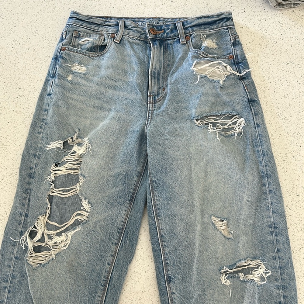 American Eagle ripped jeans